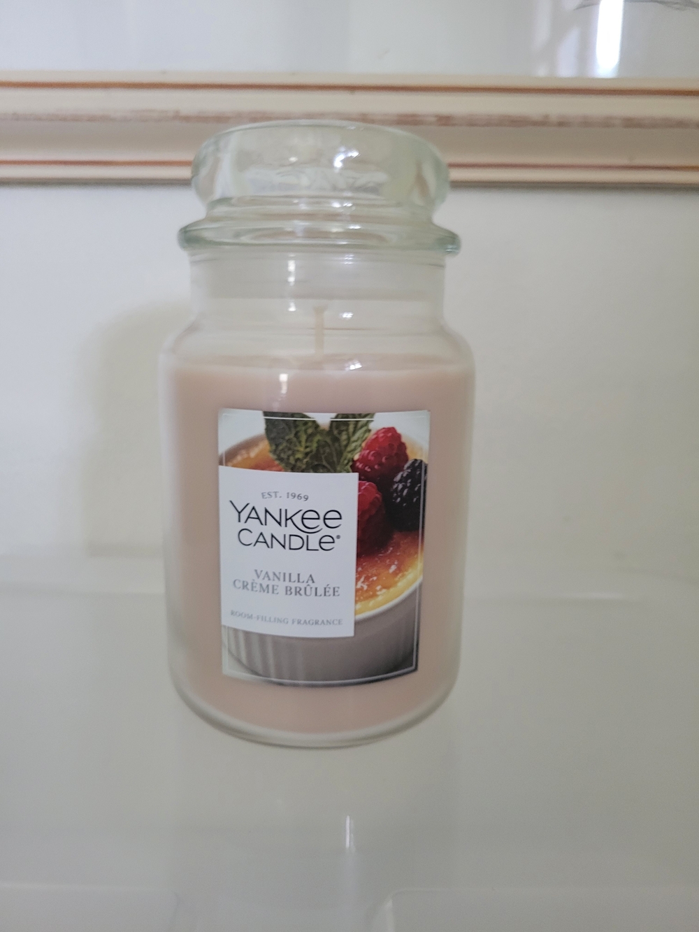 Yankee Candle Vanilla Crème Brûlée Large Jar - 22oz.